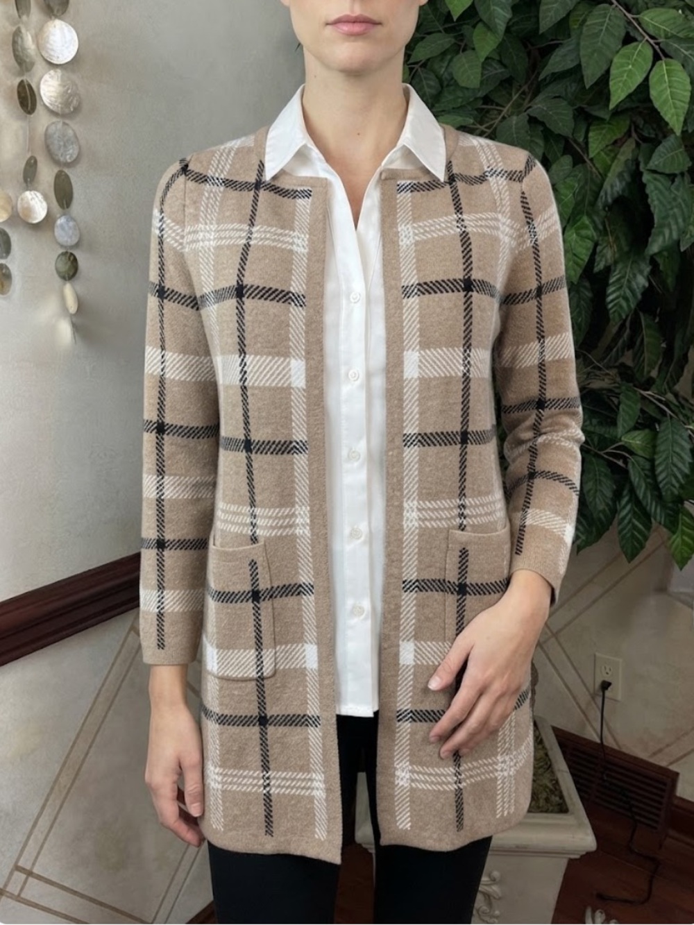 ELLE TAN & BLACK OPEN FRONT PLAID CARDIGAN